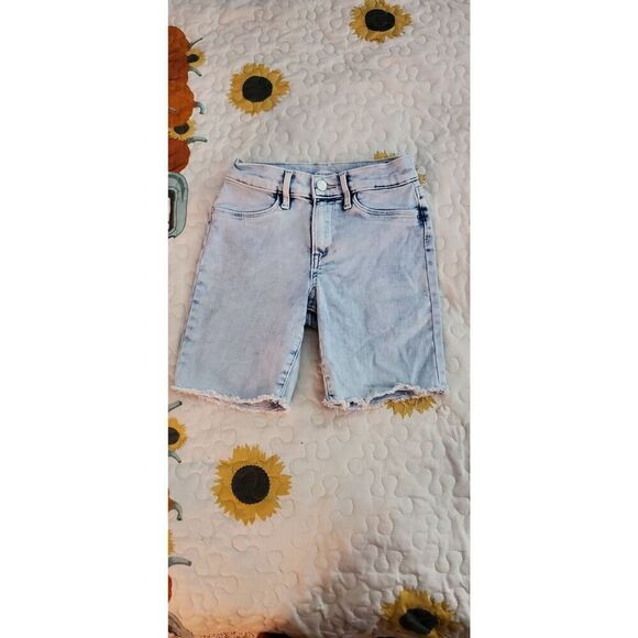 OLD NAVY BALLERINA SHORTS - Picture 1 of 3